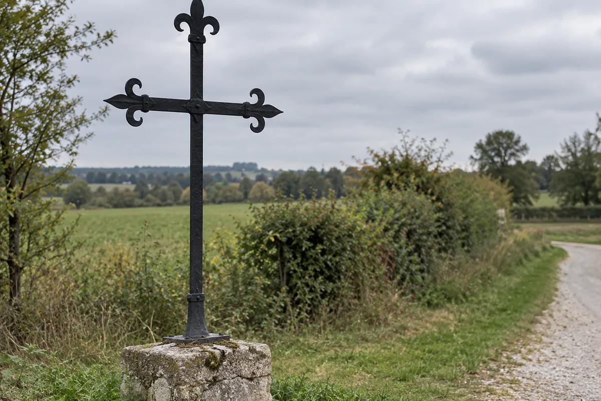 Croix en fer forgé — exemple de réalisation