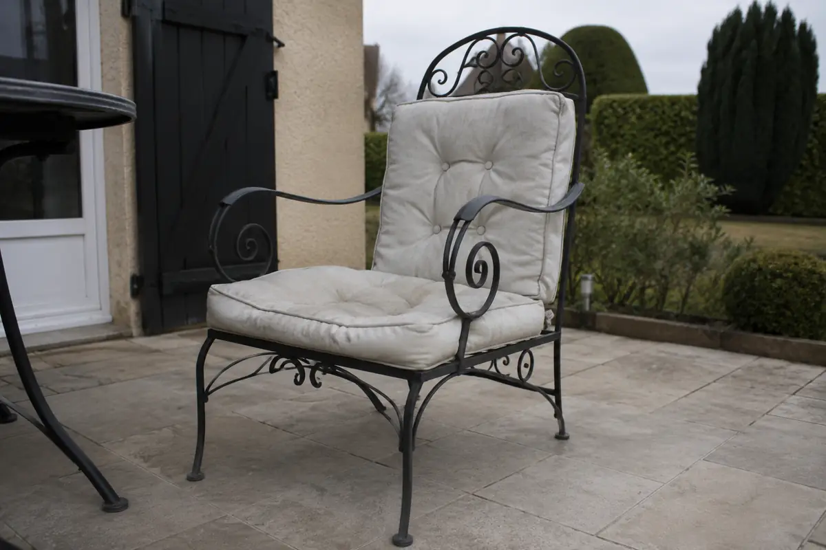 Fauteuil de jardin en fer forgé sur mesure