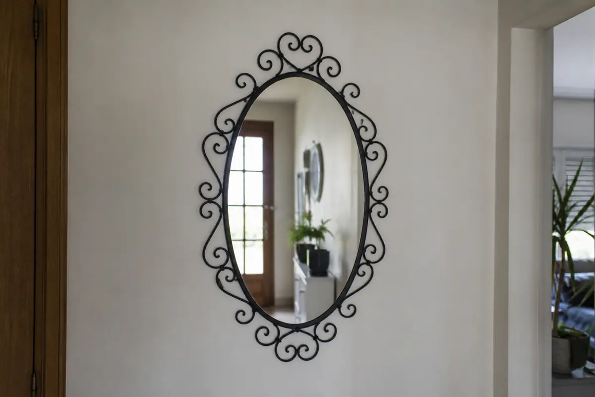 Miroir mural en fer forgé sur mesure